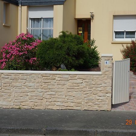 Aux Portes de Rennes Ch. d'hôtes Chartres-de-Bretagne Exterior foto